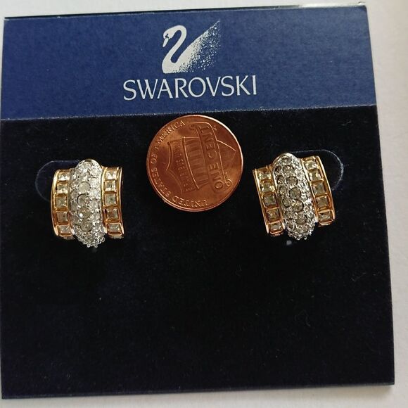 Swarovski crystal gold tone 3 layered earrings - Picture 2 of 4
